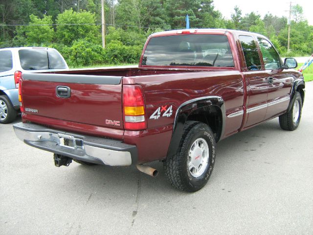 GMC Sierra 1500 Standard 4X4 Hardtop Pickup Truck