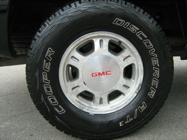 GMC Sierra 1500 1999 photo 2