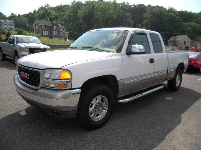 GMC Sierra 1500 2000 photo 2