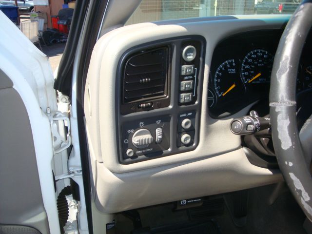 GMC Sierra 1500 XLT Lariat Super Crew Pickup Truck