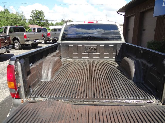 GMC Sierra 1500 2000 photo 2