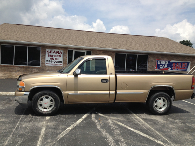 GMC Sierra 1500 SLT 4WD 15 Pickup Truck