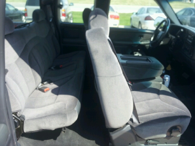 GMC Sierra 1500 Standard 4X4 Hardtop Pickup Truck