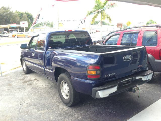 GMC Sierra 1500 Fx-4 Pickup Truck