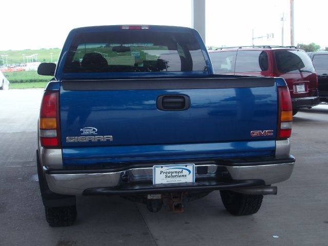 GMC Sierra 1500 Dually 3500 Club Coupe Pickup Truck