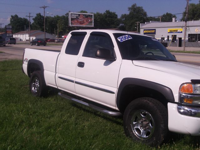 GMC Sierra 1500 2004 photo 1