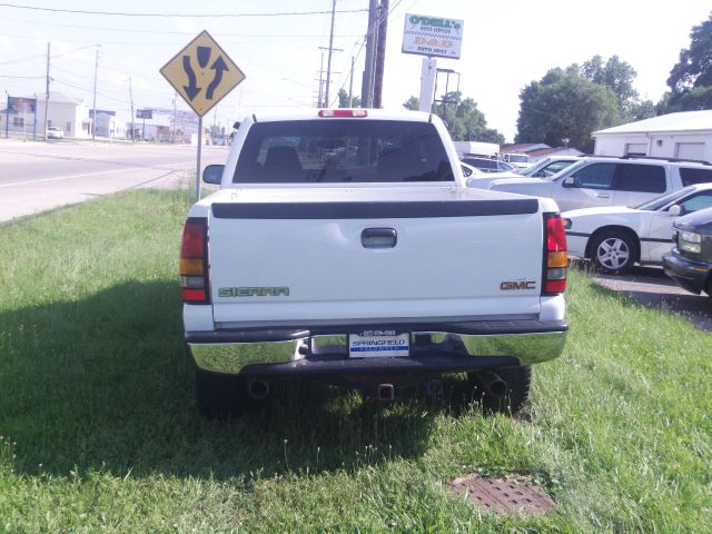 GMC Sierra 1500 2004 photo 2