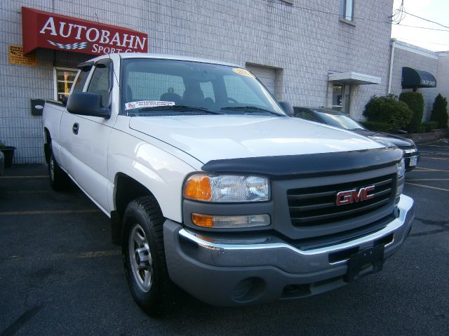 GMC Sierra 1500 2004 photo 3