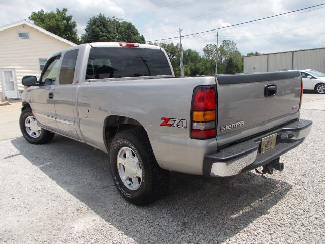 GMC Sierra 1500 2004 photo 3