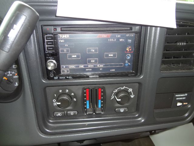 GMC Sierra 1500 2004 photo 1