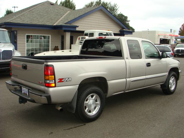 GMC Sierra 1500 2004 photo 1