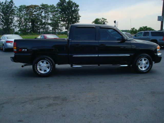 GMC Sierra 1500 2004 photo 2