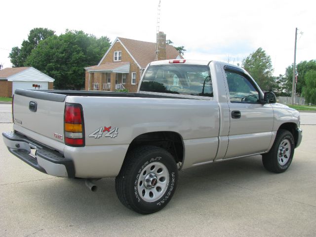 GMC Sierra 1500 Automatic, Vortec 4200, Rear Whe Pickup Truck