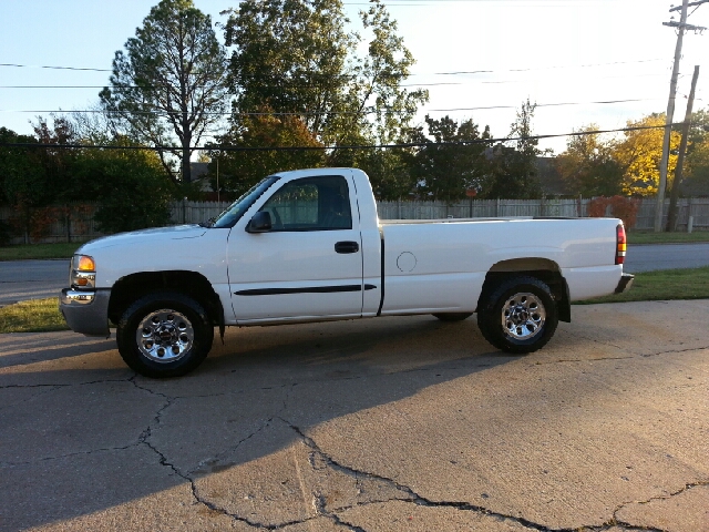 GMC Sierra 1500 2005 photo 1
