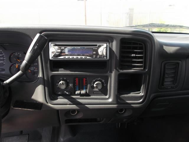 GMC Sierra 1500 2005 photo 2