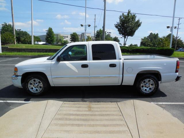 GMC Sierra 1500 2005 photo 1