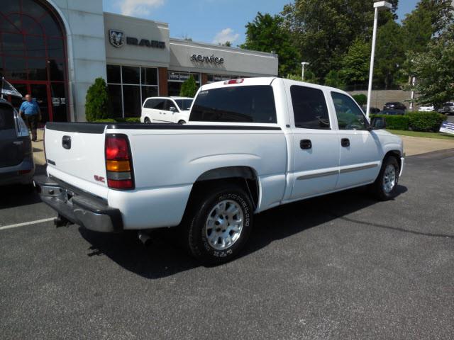GMC Sierra 1500 2005 photo 2