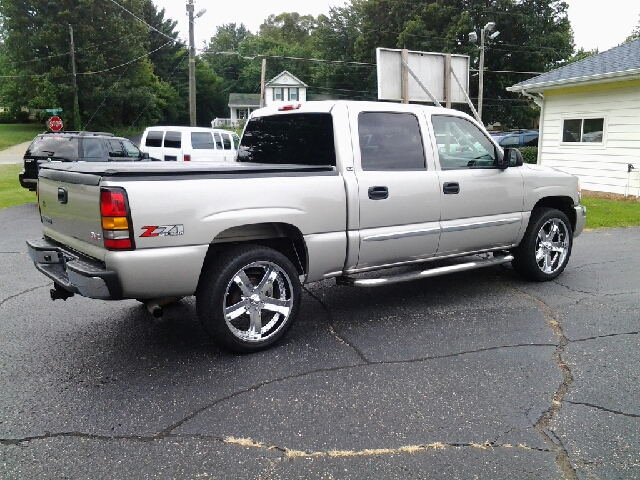 GMC Sierra 1500 2005 photo 2