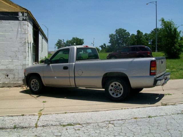 GMC Sierra 1500 EX-L Minivan Pickup Truck