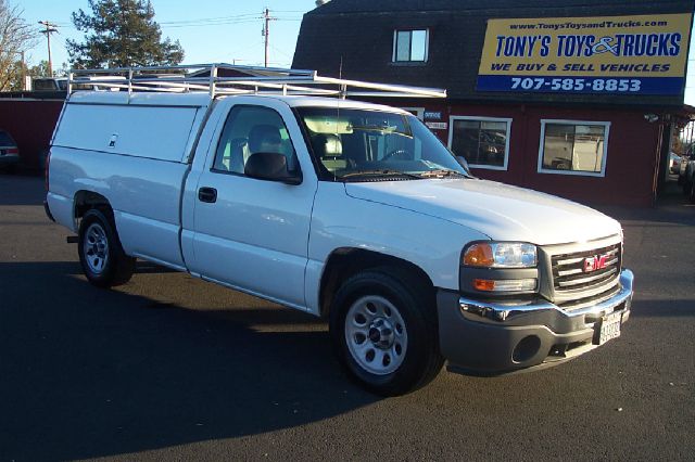 GMC Sierra 1500 2006 photo 2