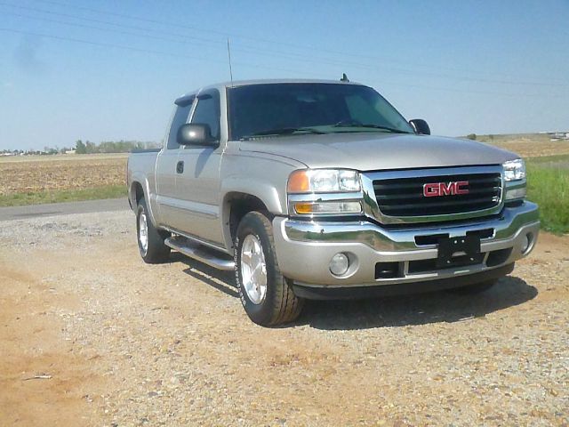 GMC Sierra 1500 4WD Supercab 133 SVT Raptor Pickup Truck
