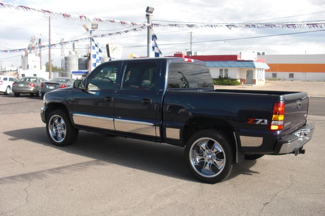 GMC Sierra 1500 2006 photo 1