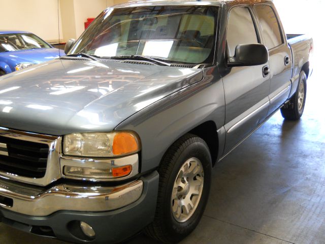 GMC Sierra 1500 2006 photo 2