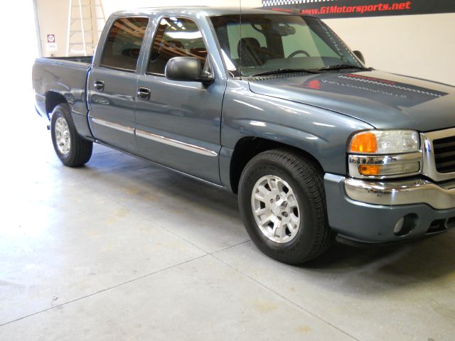GMC Sierra 1500 2006 photo 3