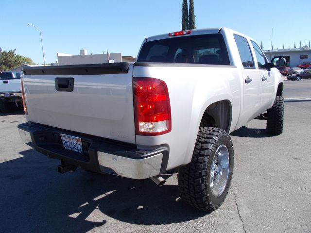 GMC Sierra 1500 4WD Value - 200A Pickup Truck