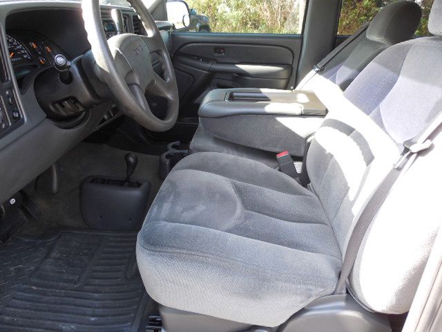 GMC Sierra 1500 4WD Value - 200A Pickup Truck