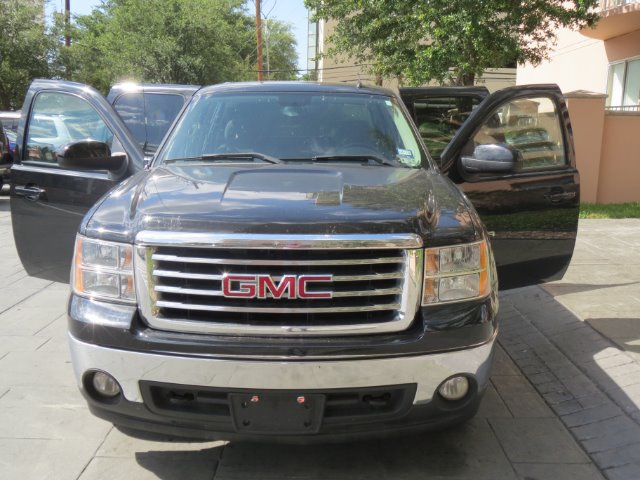 GMC Sierra 1500 Base 3500 2 WD Pickup Truck