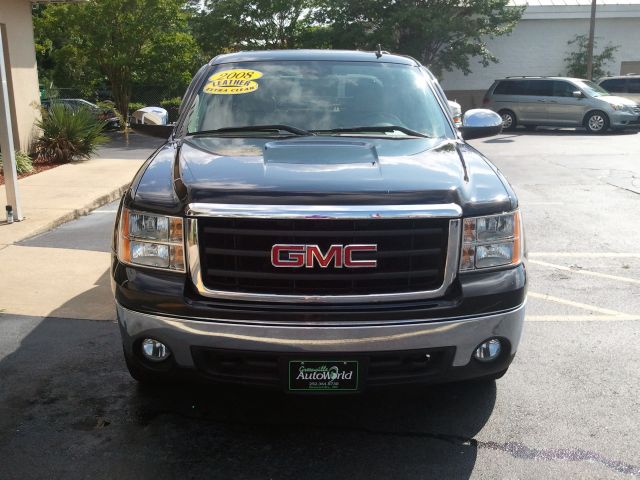 GMC Sierra 1500 SLE Sierra 2WD Pickup Truck