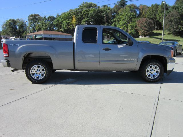 GMC Sierra 1500 4WD 4dr Auto (GS) Pickup Truck