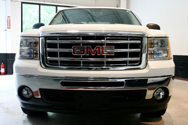 GMC Sierra 1500 LT Leather Cd Tape Pickup Truck
