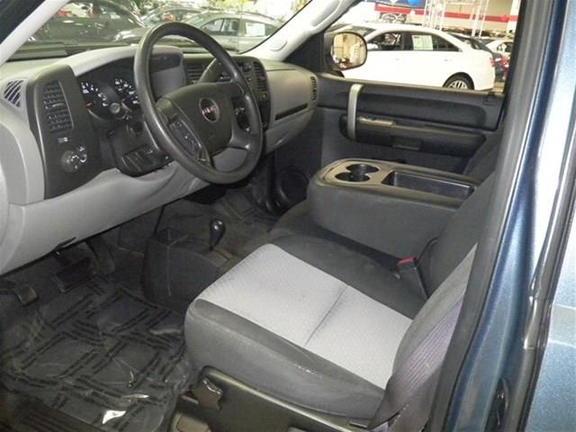 GMC Sierra 1500 2009 photo 2