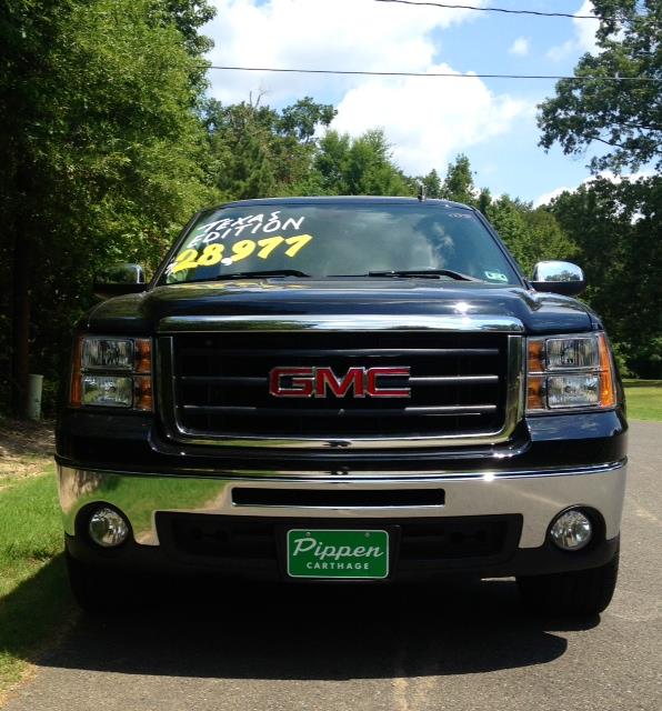 GMC Sierra 1500 2010 photo 1