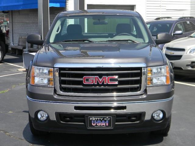 GMC Sierra 1500 2010 photo 3