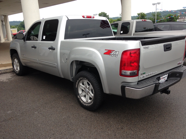 GMC Sierra 1500 WOW OH Wowbig FOOT IN THE House Pickup Truck