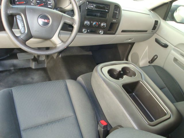 GMC Sierra 1500 2010 photo 4