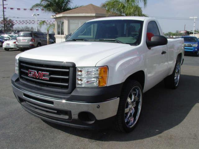 GMC Sierra 1500 2011 photo 2