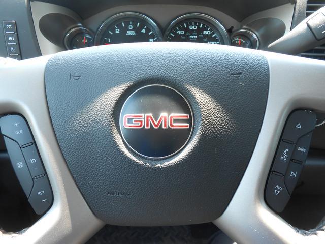 GMC Sierra 1500 2011 photo 18