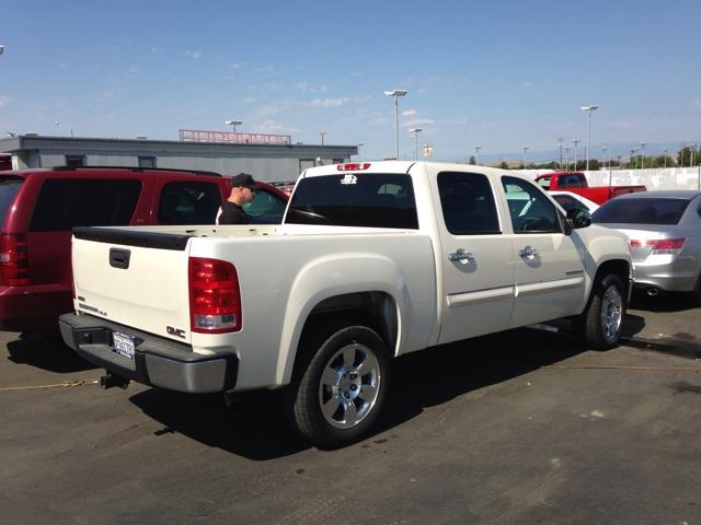 GMC Sierra 1500 2011 photo 1