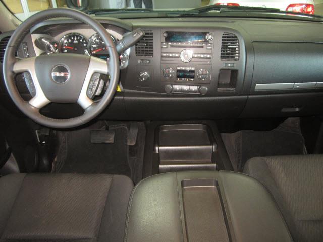 GMC Sierra 1500 2011 photo 3