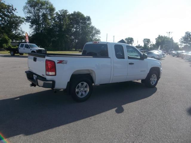 GMC Sierra 1500 2011 photo 2