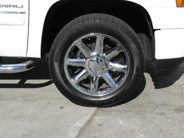 GMC Sierra 1500 2012 photo 16