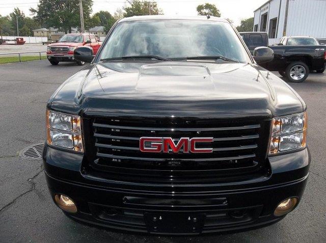 GMC Sierra 1500 2013 photo 1