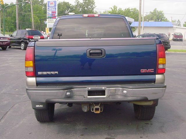 GMC Sierra 2500 1999 photo 2