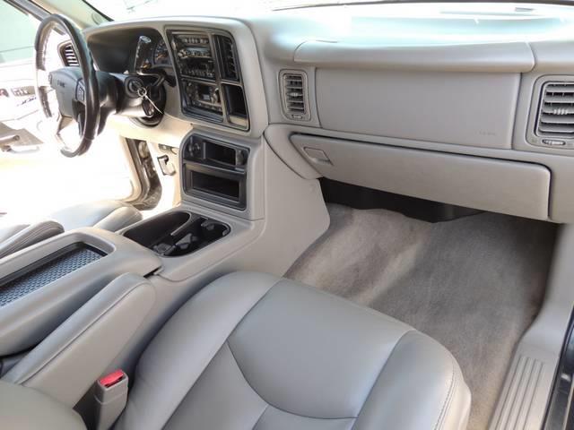 GMC Sierra 2500 2003 photo 18