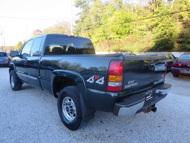 GMC Sierra 2500 2003 photo 2