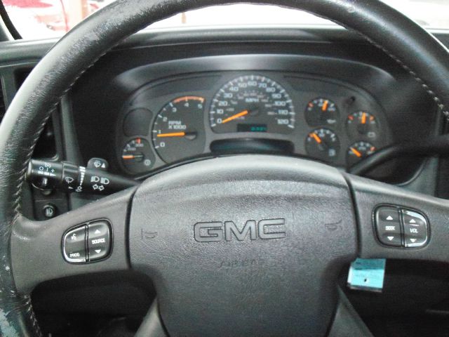 GMC Sierra 2500 2004 photo 1